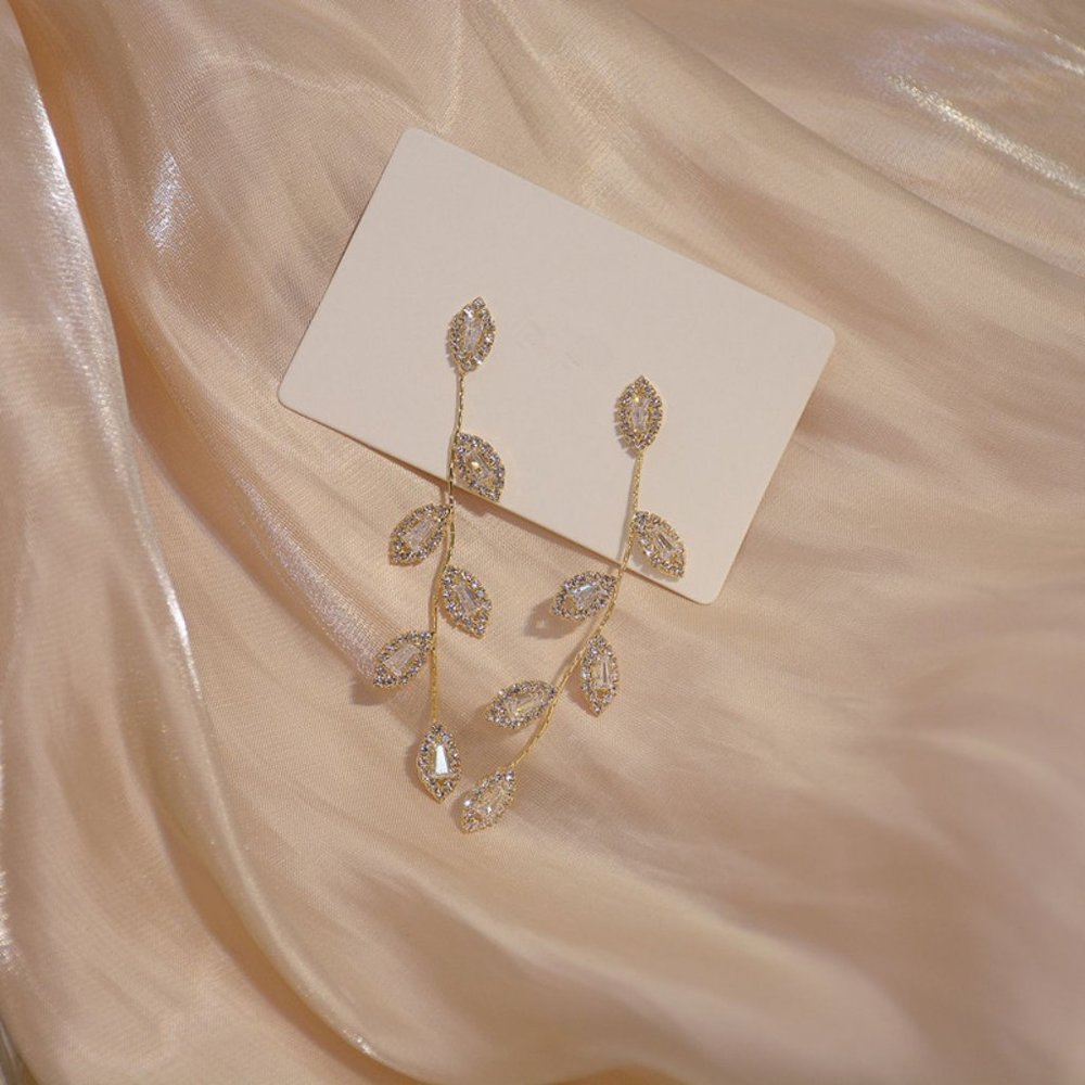NEW 14K Gold Plated Diamond Leaf Drop Earrings a - Picture 7 of 7